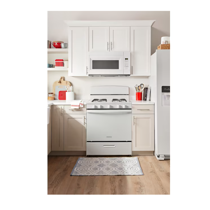 Amana 30-in 4 burners 5.1-cu ft Freestanding Natural Gas Range (White)